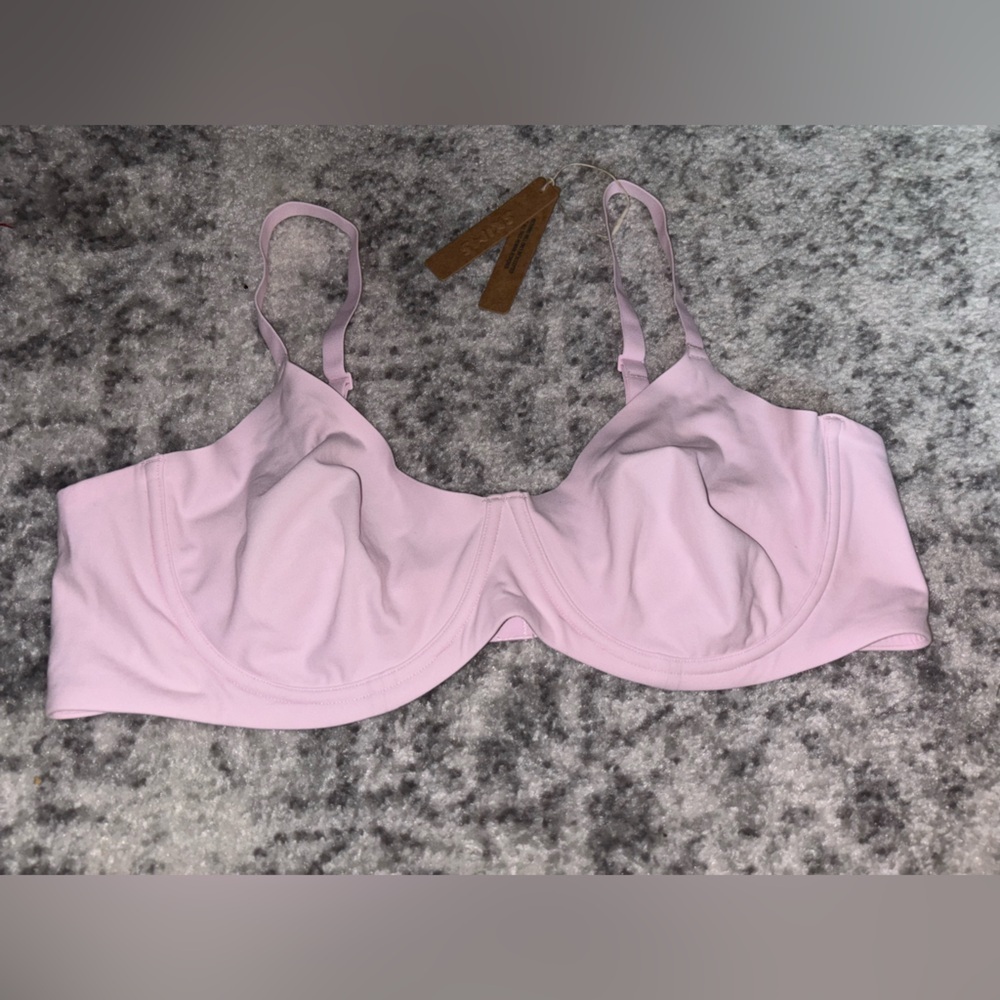 NWT SKIMS Cherry blossom Fits Everybody Unlined Demi bra size: 44DDDD ⭐️